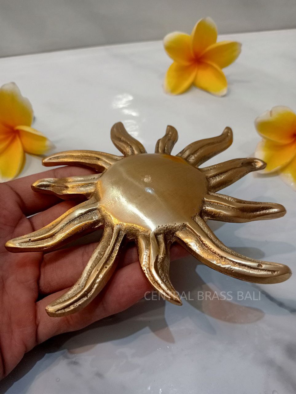 4x 13 cm SUN shaped brass handles for cabinets, Sun shaped Cabinet pull, Unique cabinet handles, Kitchen Cabinet Handle, drawer pull handle