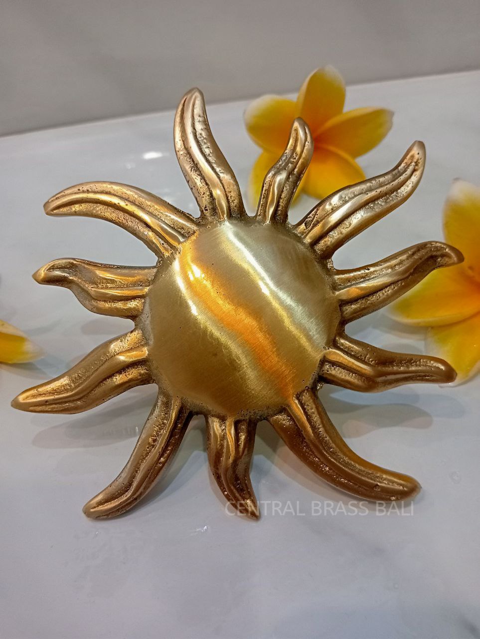 4x 13 cm SUN shaped brass handles for cabinets, Sun shaped Cabinet pull, Unique cabinet handles, Kitchen Cabinet Handle, drawer pull handle