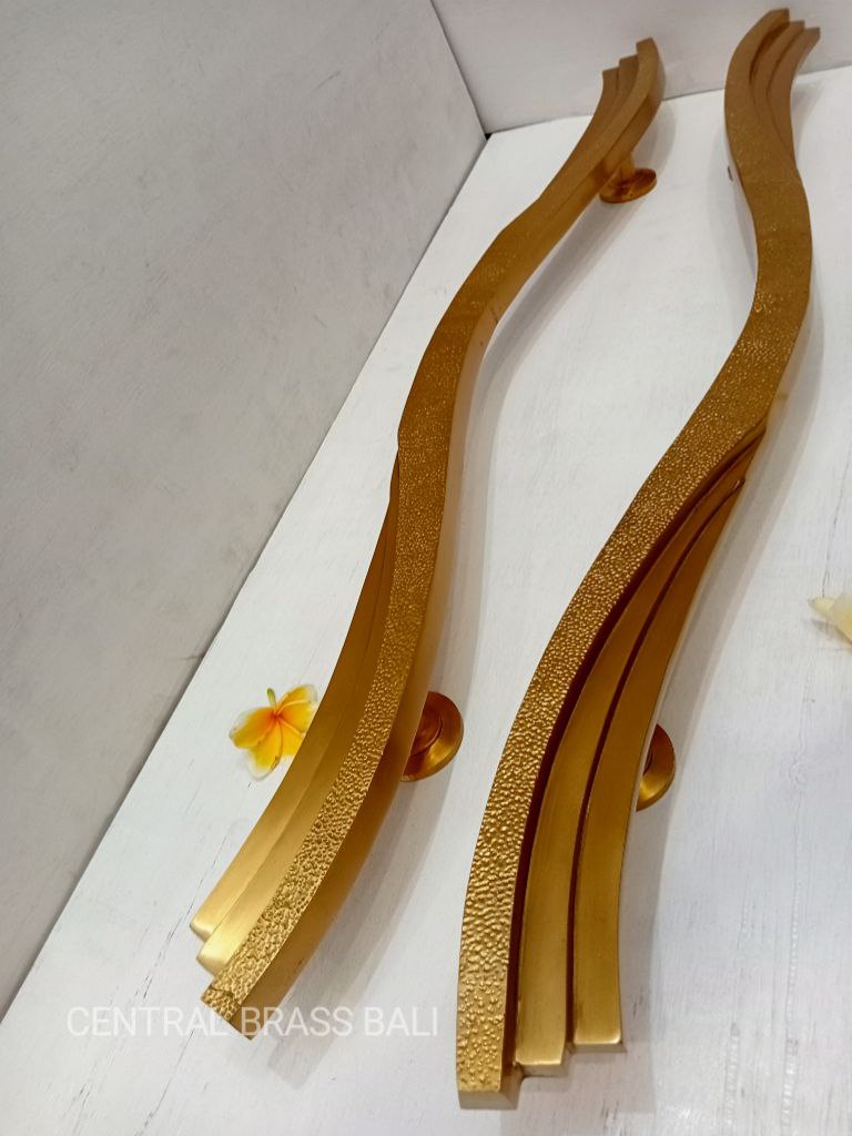 100 cm Gold Doff wavy Handle